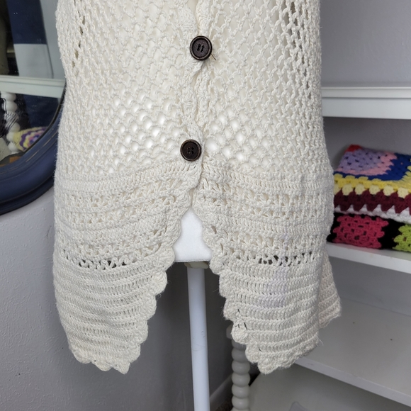 Maurices Crochet Sweater Vest Button Up Women's Size Large - Picture 2 of 8